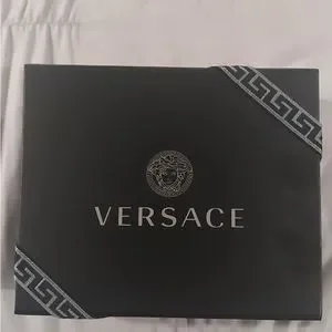 Versace | Accessories | Versace Belt Size 75 In Very Good  display picture 2